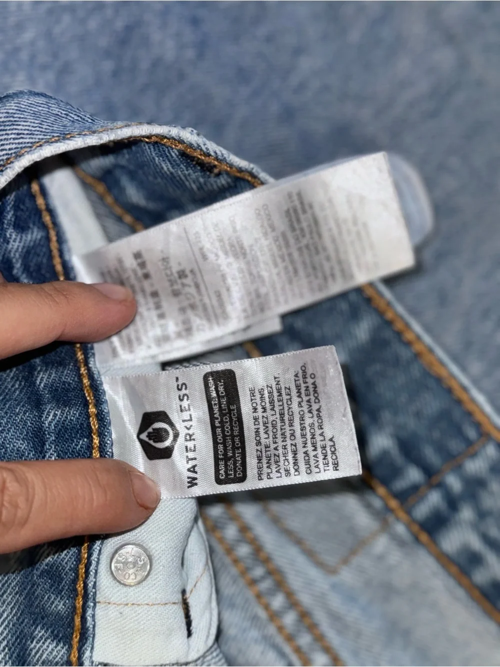 Levi’s 550 Relaxed Fit Distressed Light Wash Jeans Men’s 36x30